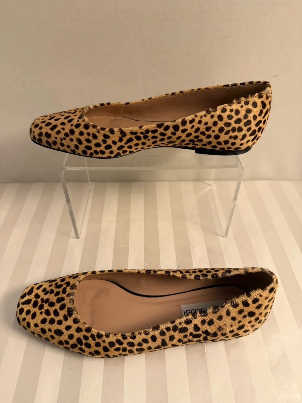 Steve Madden Byrd Leopard Calf Hair Square Toe Flats Size 5.5
